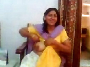 Bhabhi Showing Boobs To Devar - 1 min 18 sec