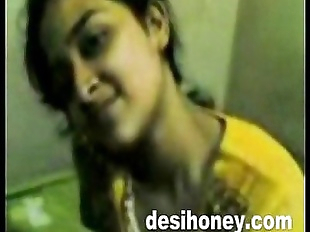 Indian local girlfriend enjoy hardcore sex with..