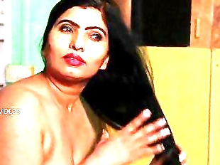 Desi Aunty Tempting Herself In Bathroom & Hot..